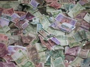 别碰脏钱,坚守廉洁——别碰脏钱的警示与启示